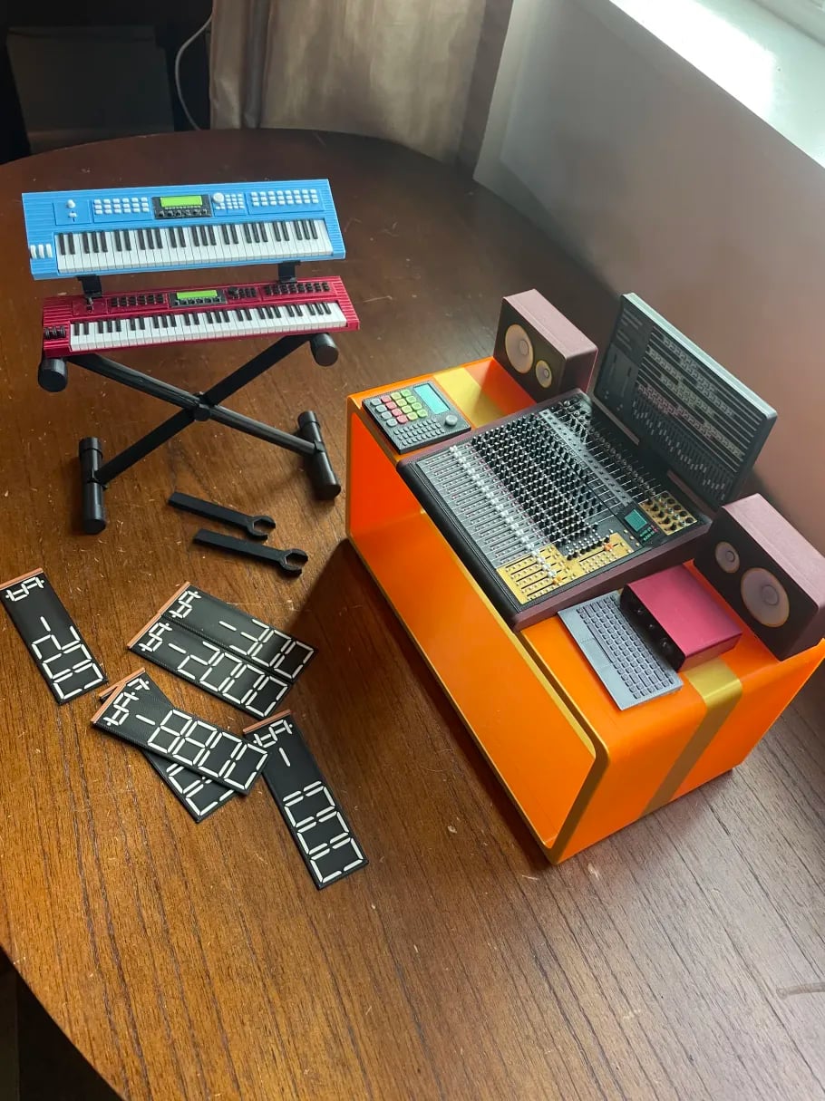 1/6 Scale Keyboard with Adjustable Stand 3d model