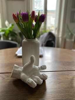 Halloween - Severed Hand Decoration 3d model