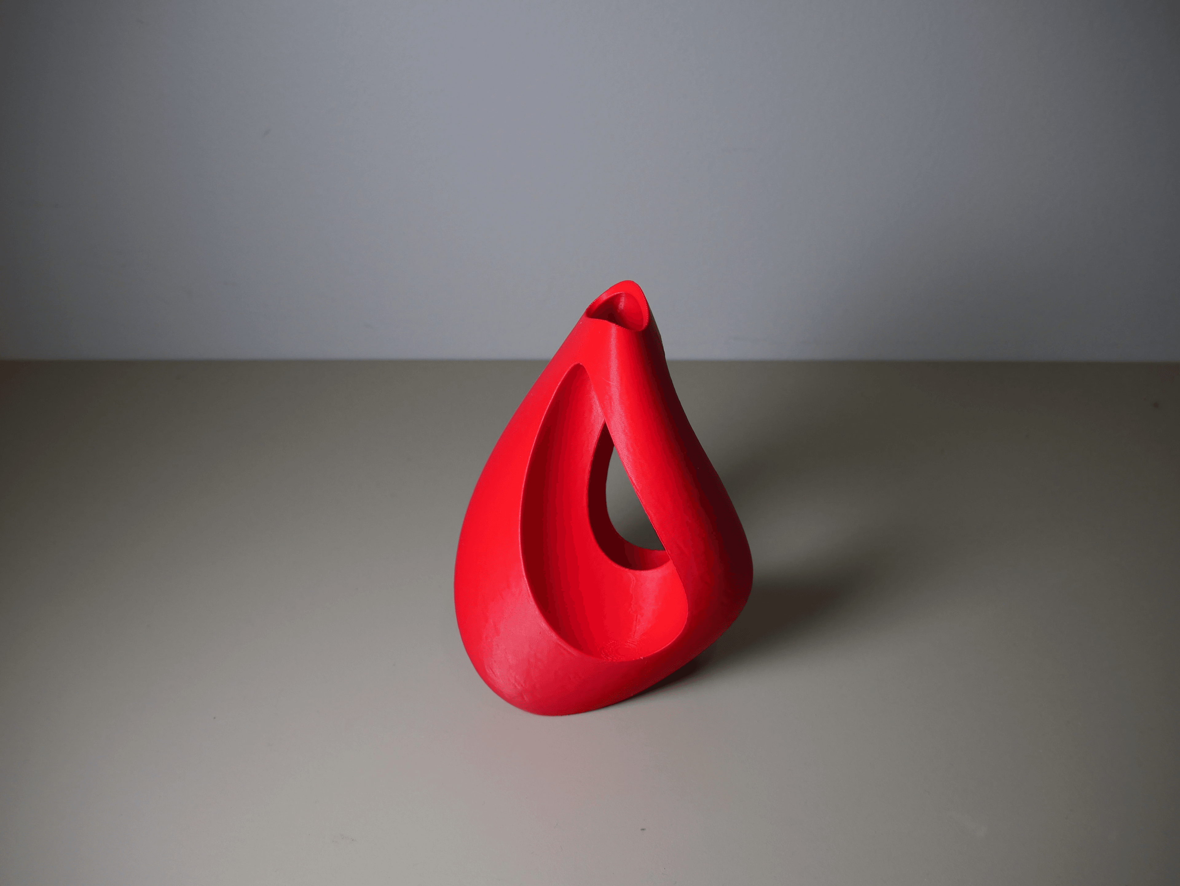 Asymmetric Teardrop Vase 3d model