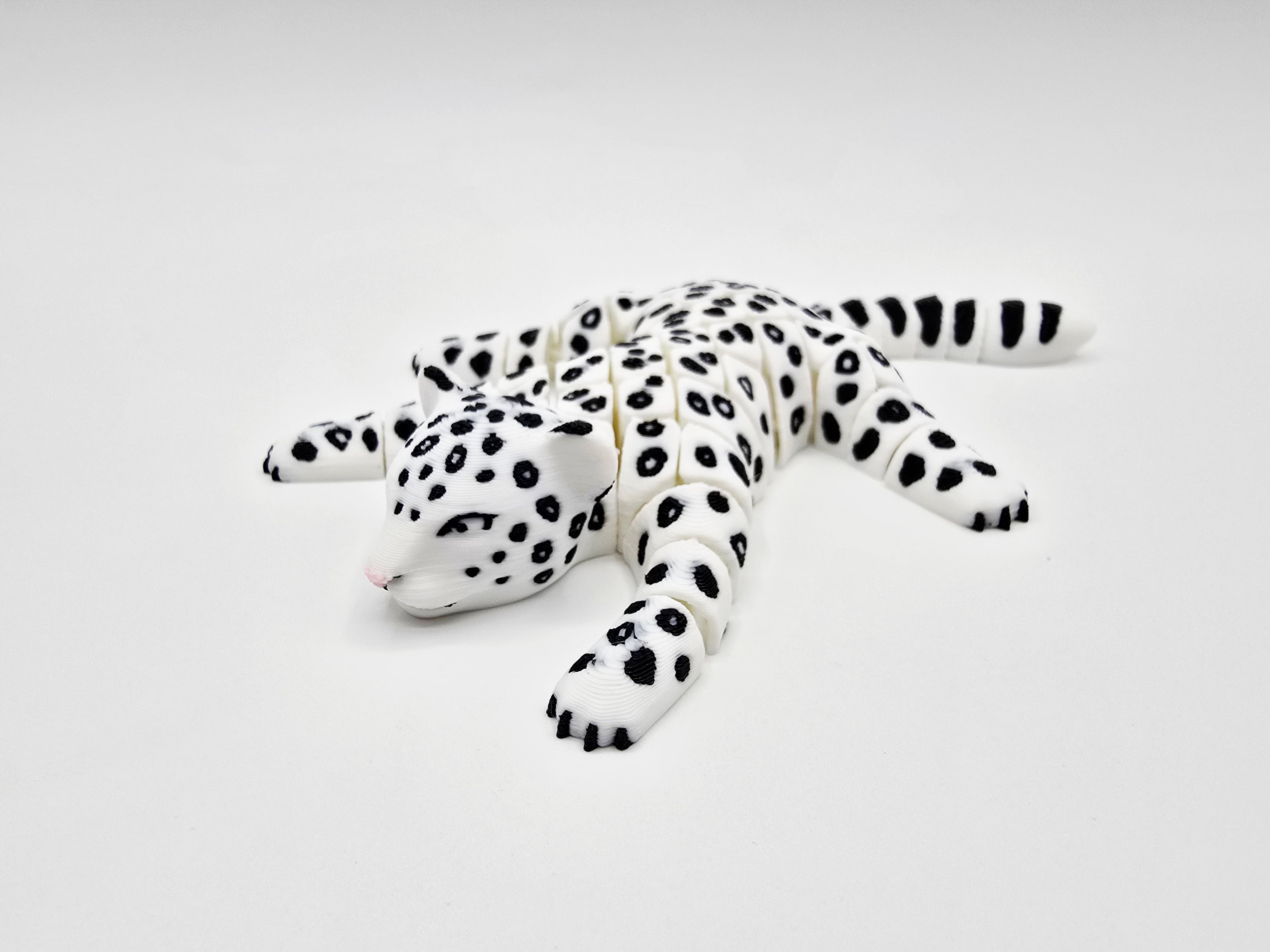 FLEXI SNOW LEOPARD 3d model