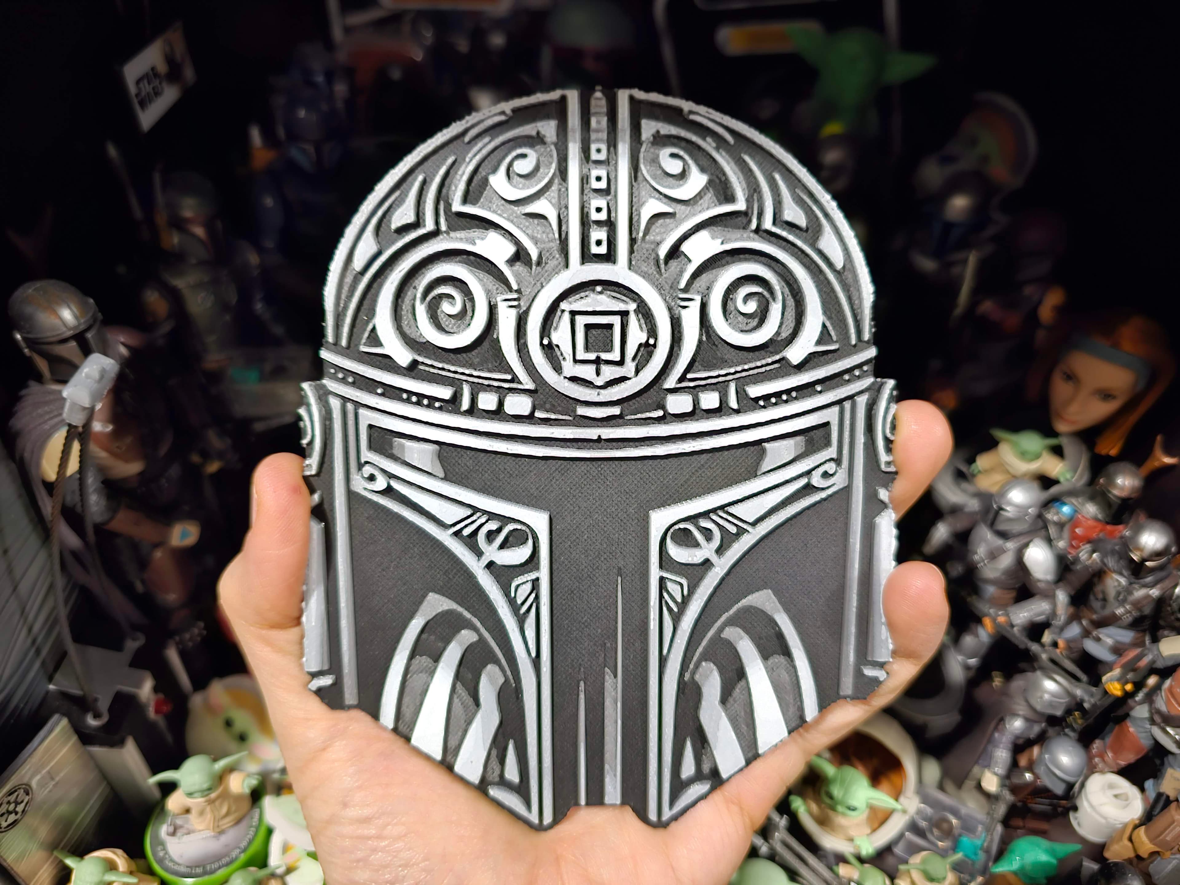Star Wars (Inspired) "Mando Fandalorian" HueForge Mandalorian Helmet 3d model