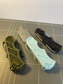 FoldX - Foldable multi-tool - Grip Shell 3d model