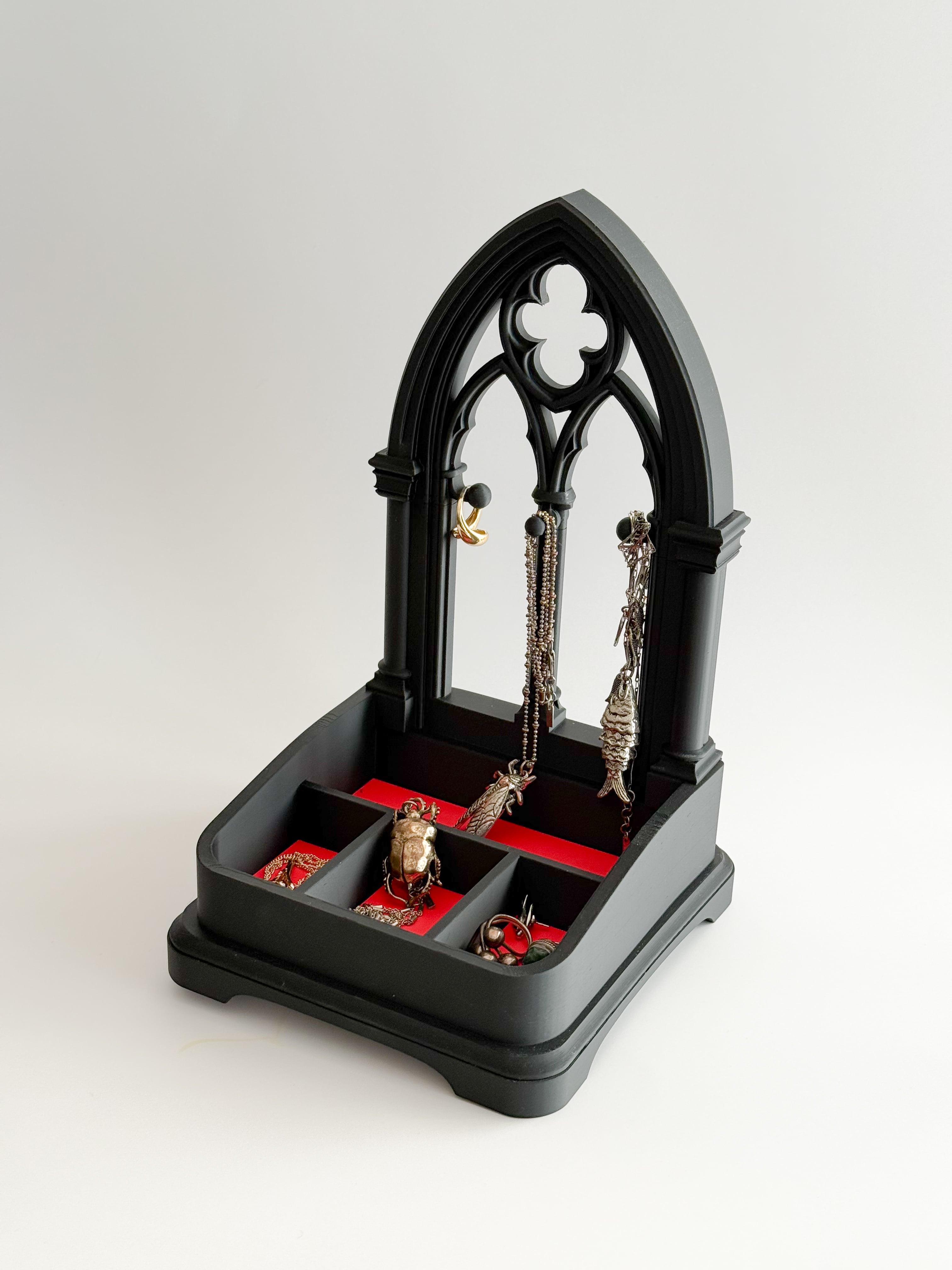 Gothic Shrine Jewelry Organizer 3d model