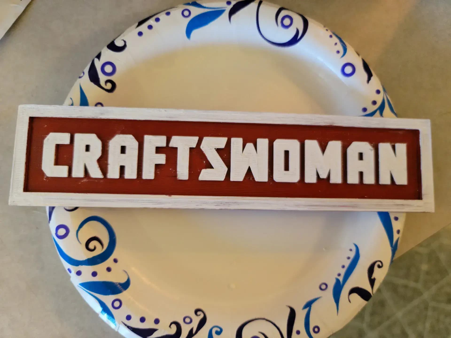CRAFTSWOMAN Plaque 3d model