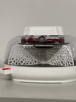 Nurture Right 360 Hatching Divider 3d model