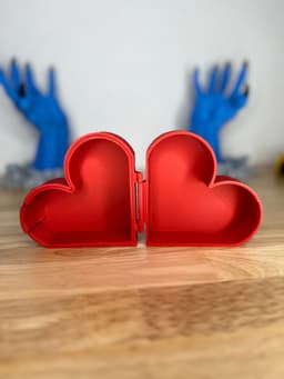 NEW Print in Place Valentine's Day Heart Box 3d model