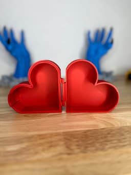 NEW Print in Place Valentine's Day Heart Box 3d model