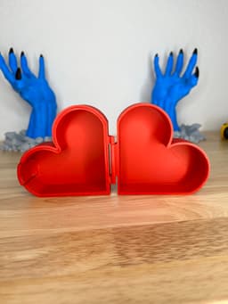 NEW Print in Place Valentine's Day Heart Box 3d model
