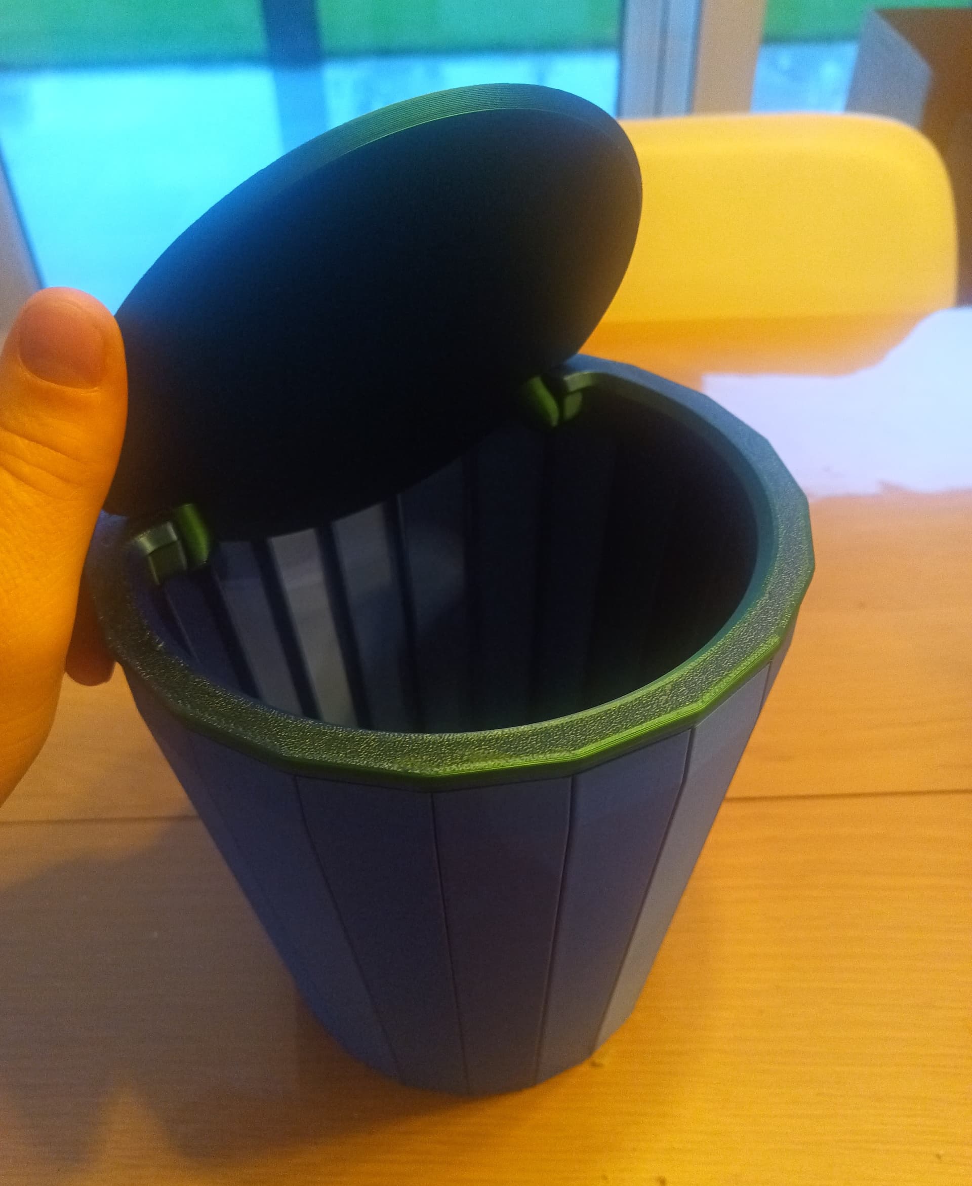 My first print on my new bambu x1C. Very easy to print,when following the instructions. Even my wife said that she though it was Nice, the first time she said that about a print. was it because of the printer of because of the model?