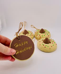 Holiday Kiss Cookie Ornaments 3d model