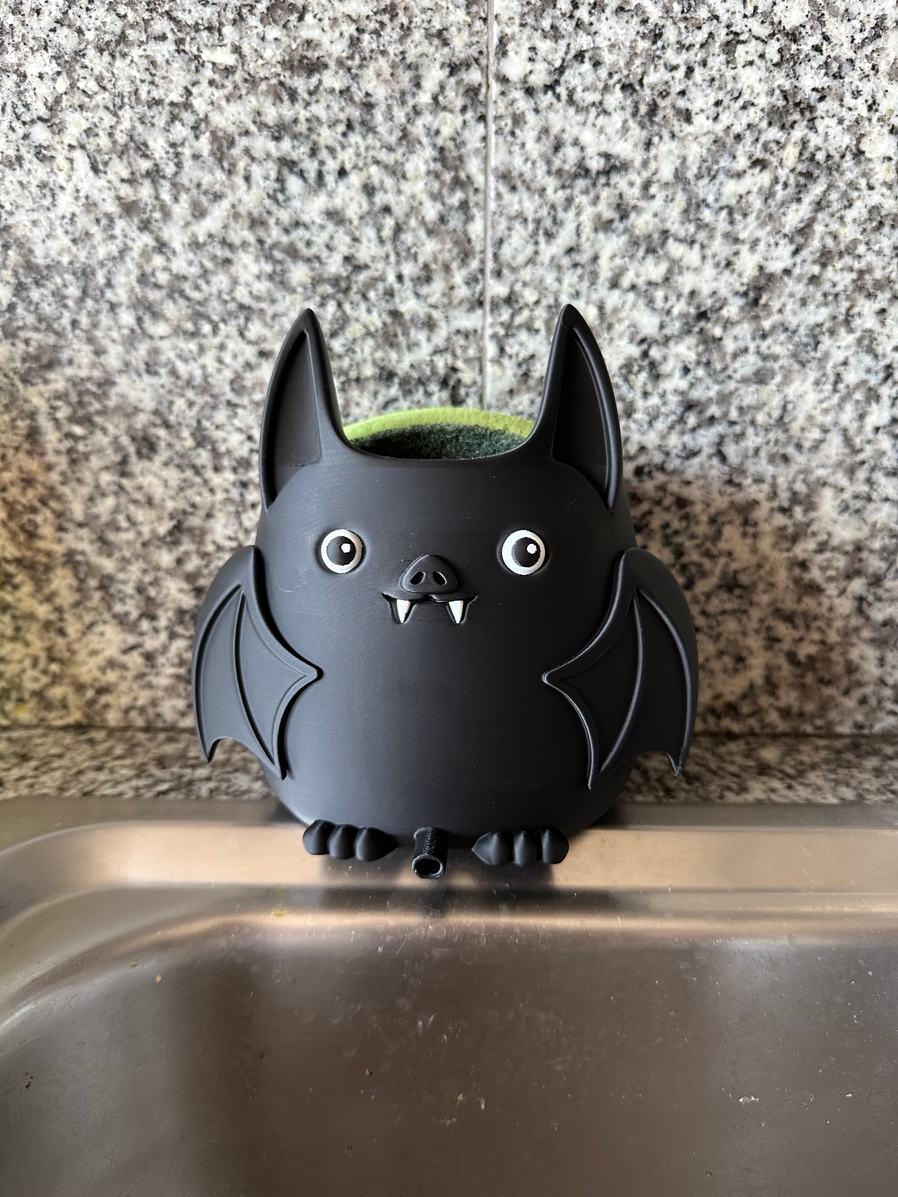 Cute Bat – Self Draining Sponge Holder 3d model