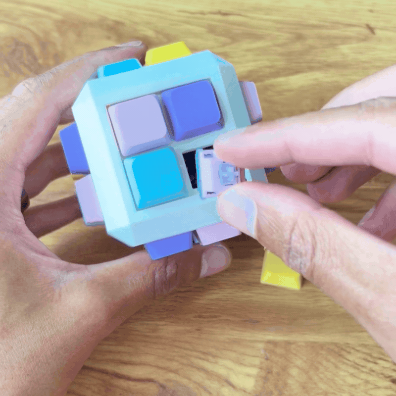 Fidget Cube Clicker 3d model