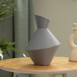 Vase YURA - Asymmetric Minimalist Vase 3d model