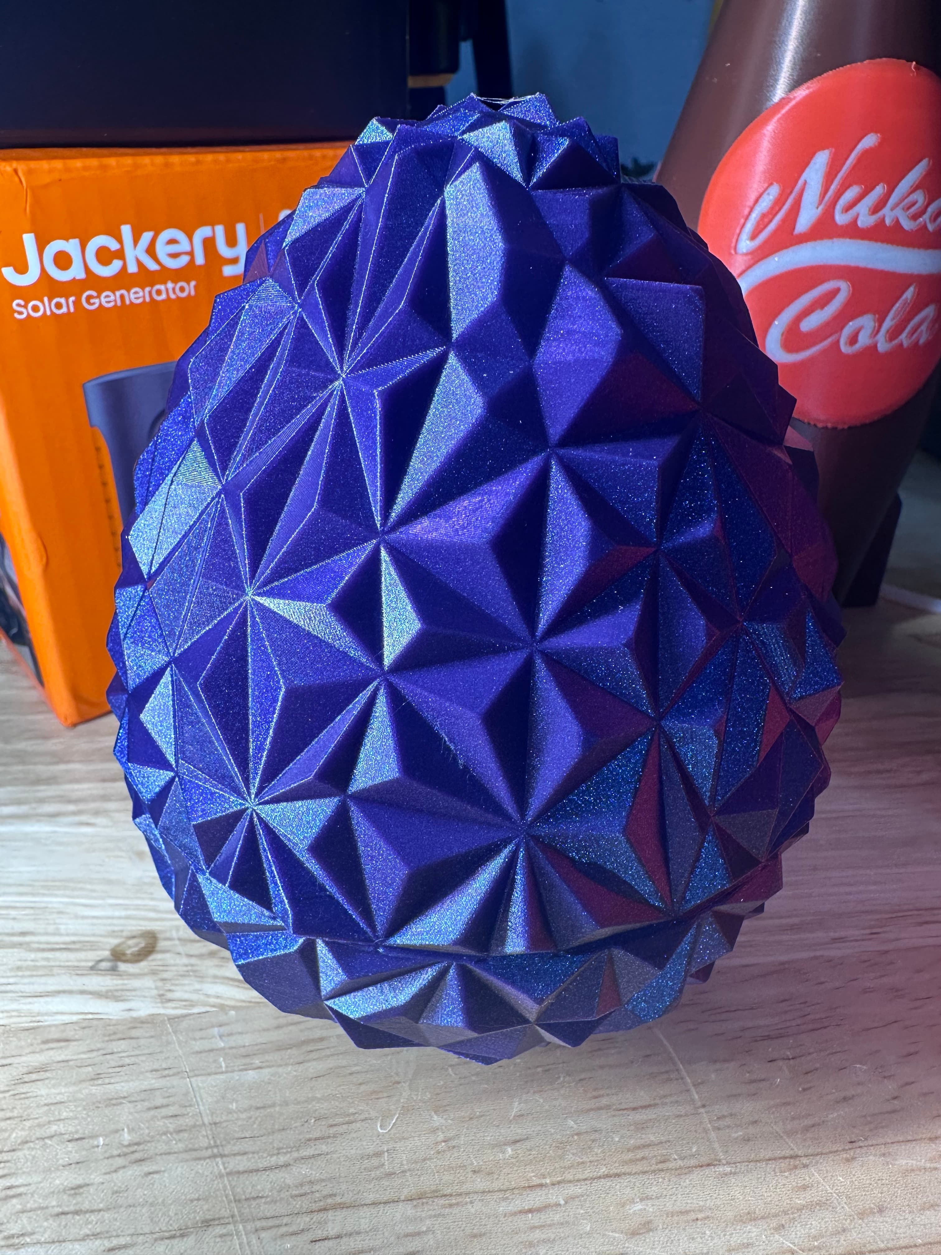 DRAGON GLASS, ULTRA THIN, DRAGON EGG, QUARTER TWIST 3d model