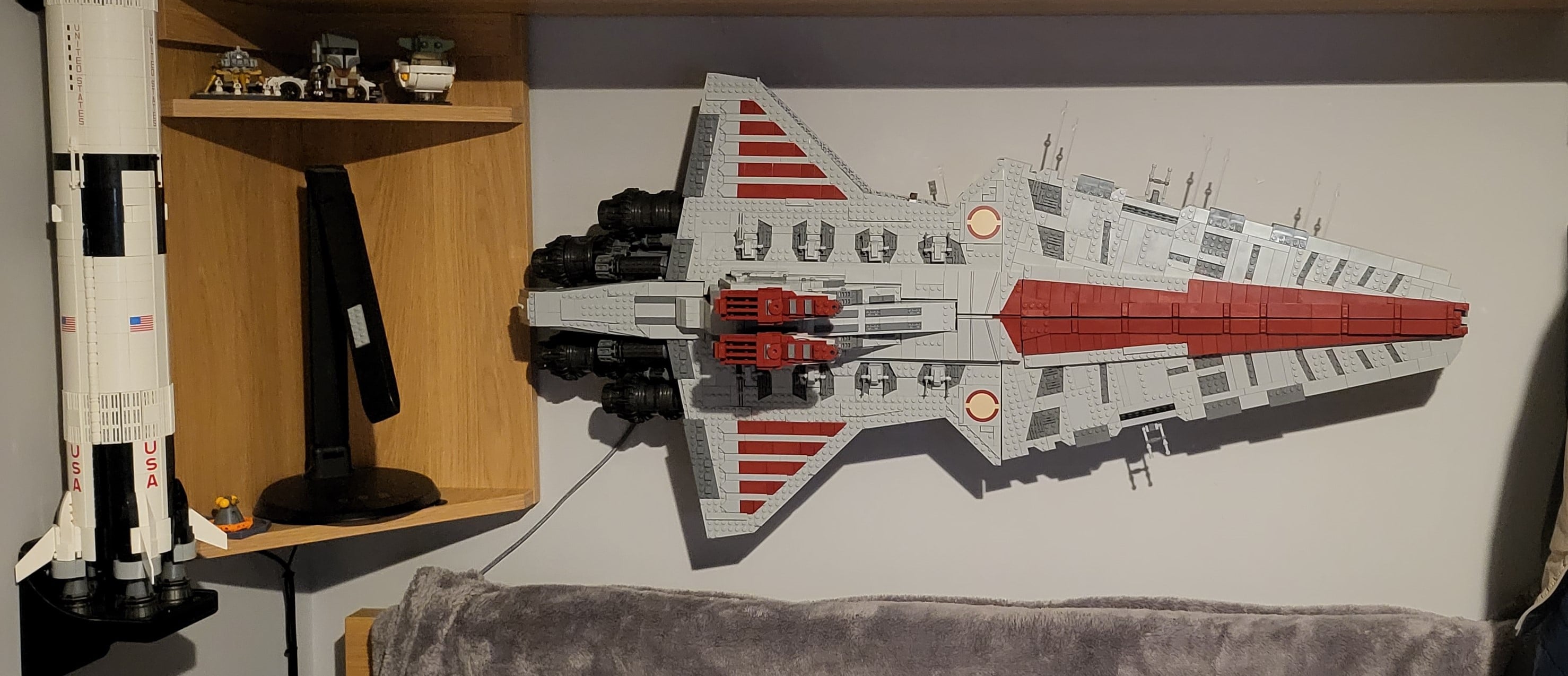 LEGO Star Wars 75367 UCS Venator Wall Mount 3d model