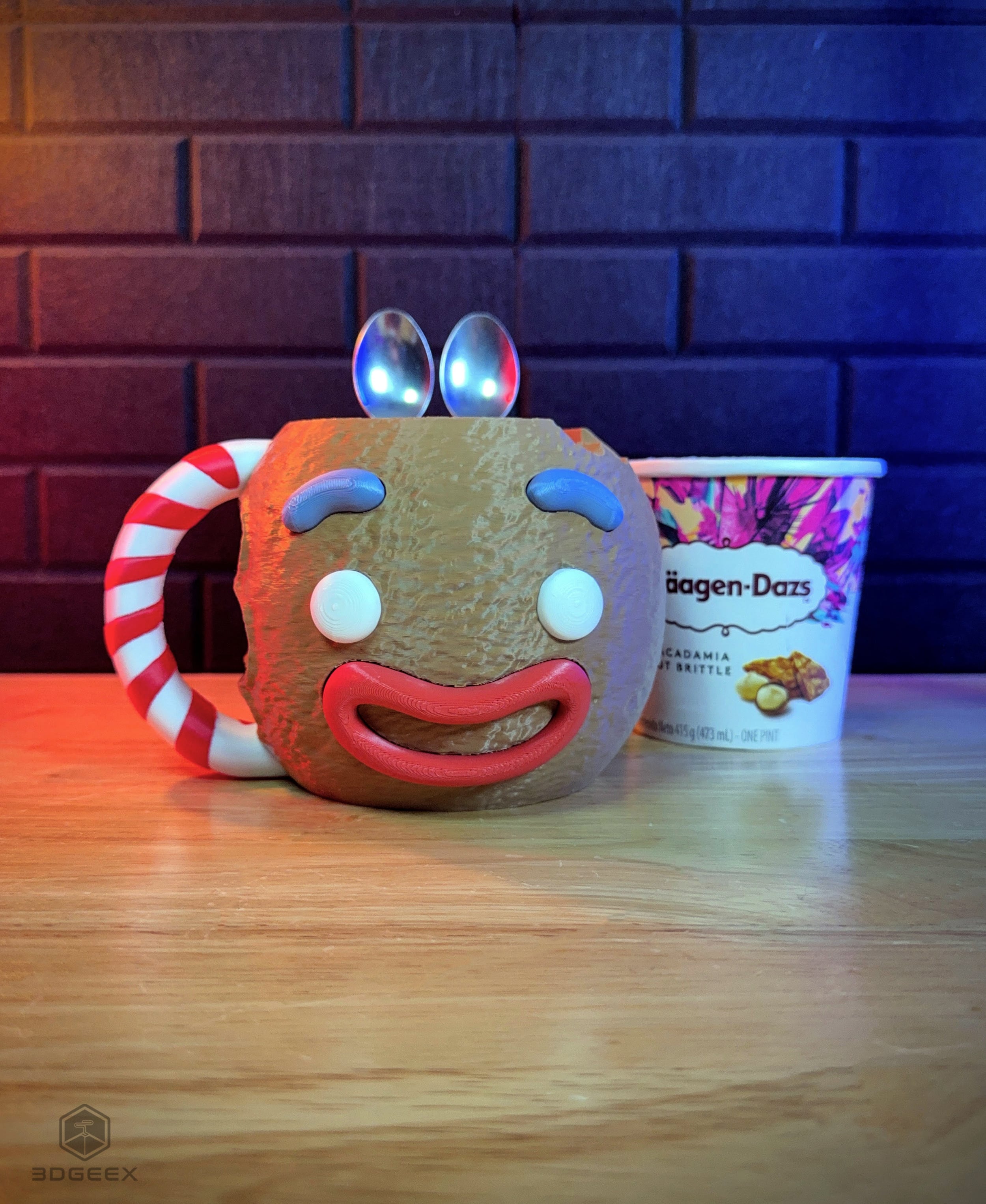 Gingerbread Man Ice-Cream Pint Holder 3d model