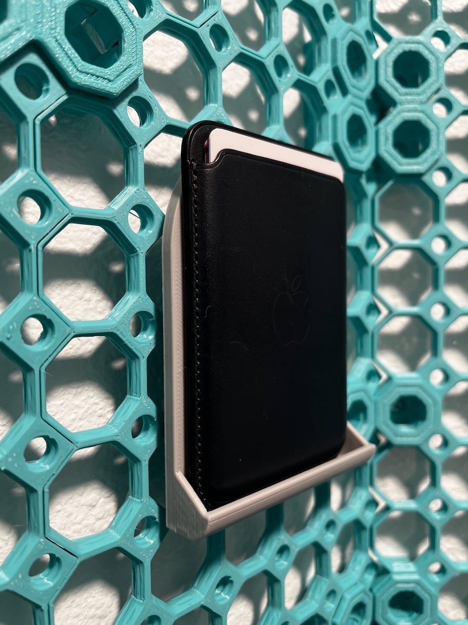Multiboard Apple Wallet Holder 3d model