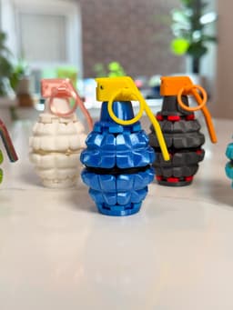 SPIN POP GRENADE 3d model