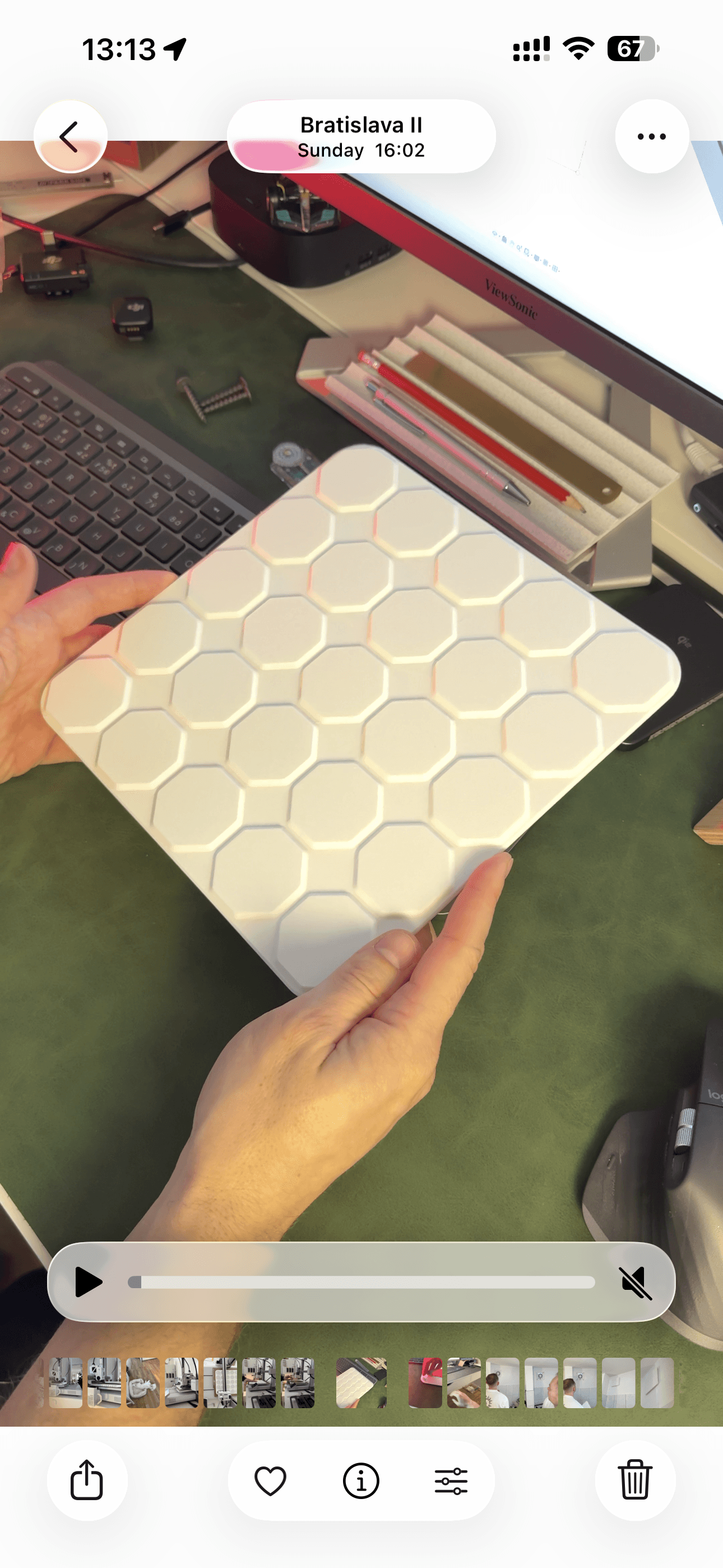 Bathroom air vent cover/case 3d model