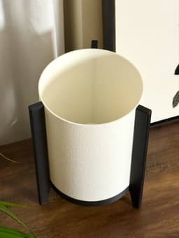 Small Table/Bedside Lamp - Zea 3d model