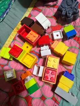 Limitless Click Bricks- Mix and match building bricks that CLICK!! 3d model