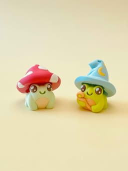 Mage Frog Clicker Keychain Fidget Toy 3d model