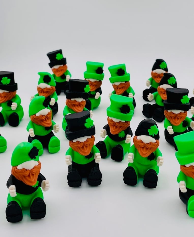 Sitting Critters -Leprechaun Gnomes 3d model