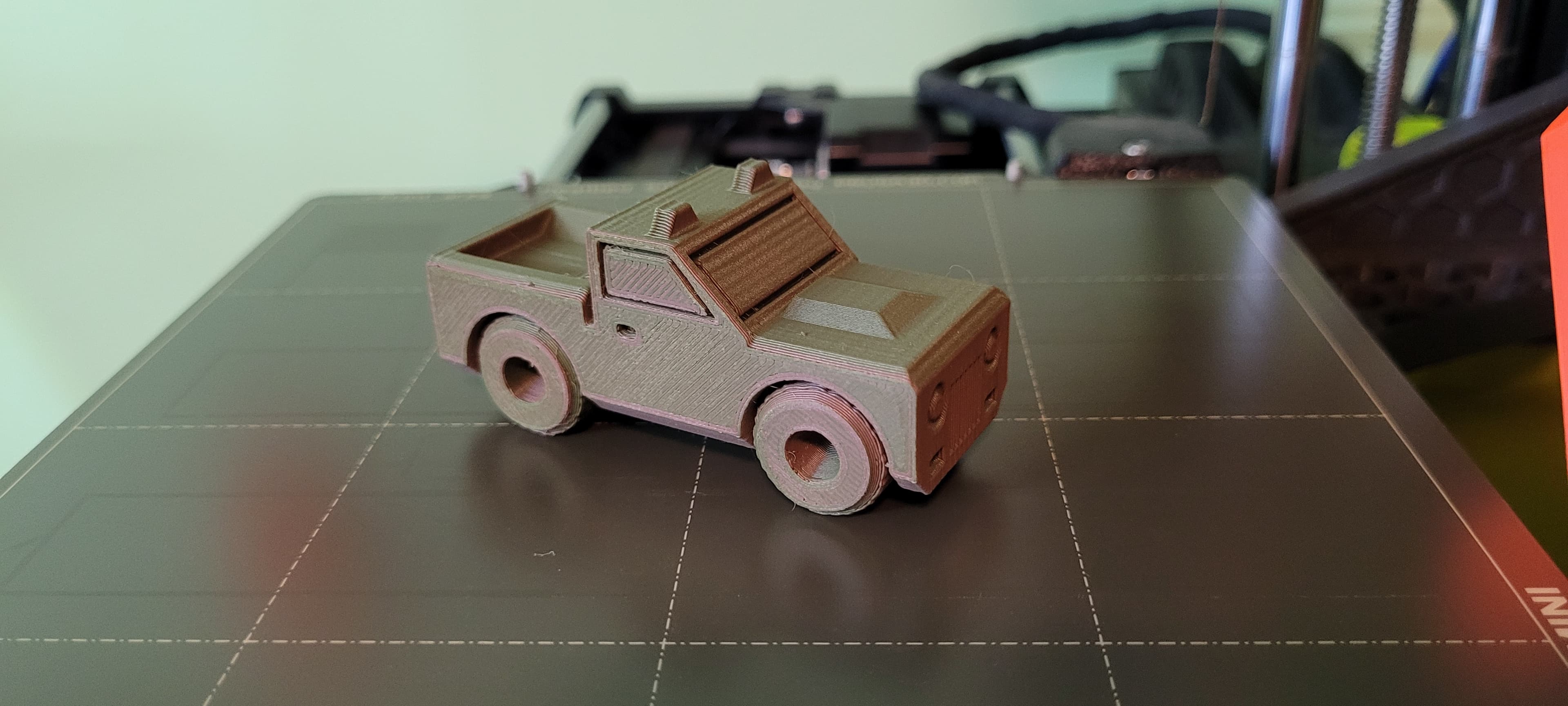toy truck print in place 3d model
