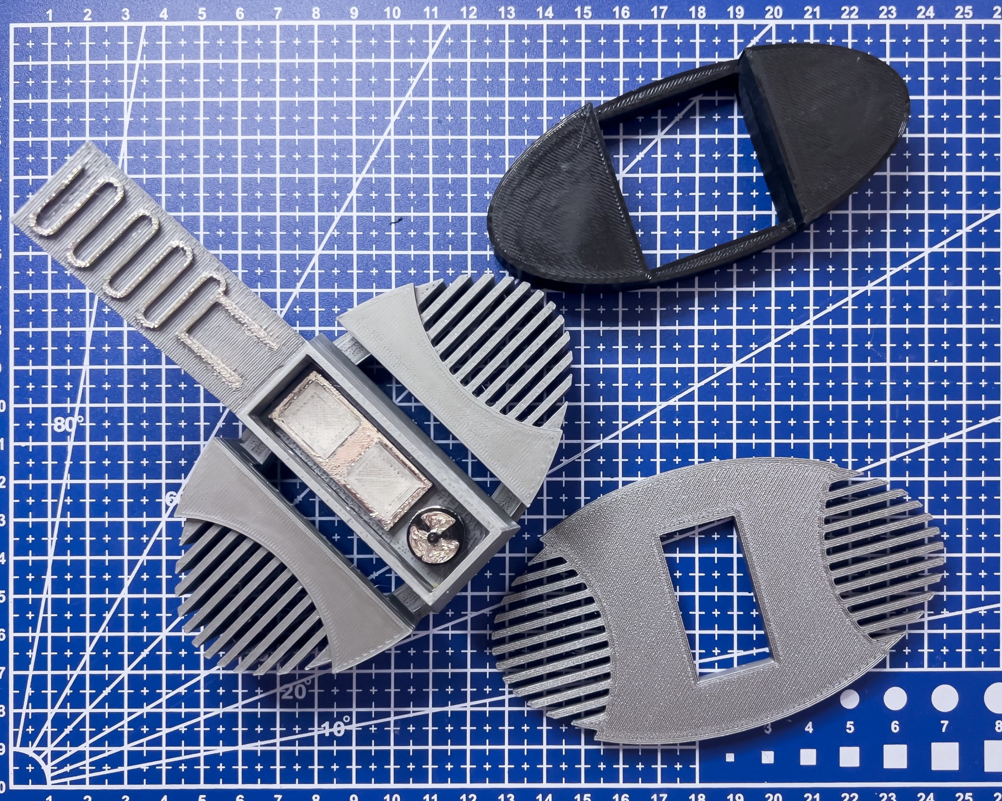 Energy Shield Generator • Cosplay prop 3d model