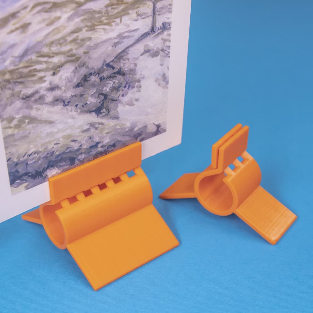 Compliant Stand Clips 3d model