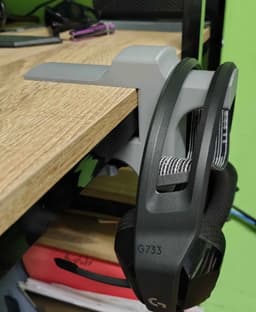Been looking for a headset holder for my desk that has the square frame! Stumbled across this and did not disappoint. 10/10
Took just over 6hrs on a .4mm nozzle with cheap 60mm/s filament. 3d model