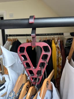 Triangle Multi Hanger - BackToSchool 3d model
