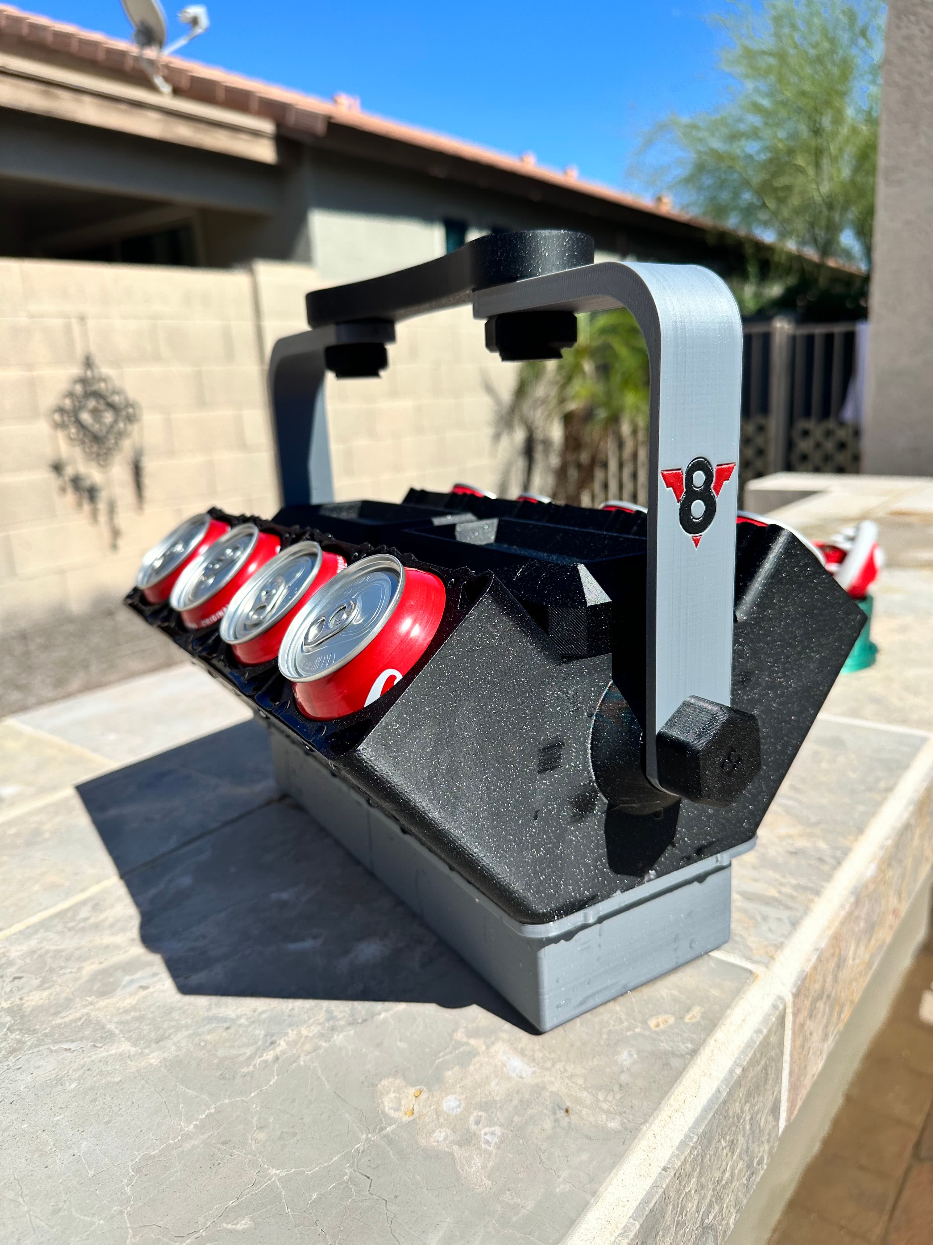 V8 ENGINE CAN COOLER **NOW WITH 8 CYL** EASY TO PRINT AND USE 3d model