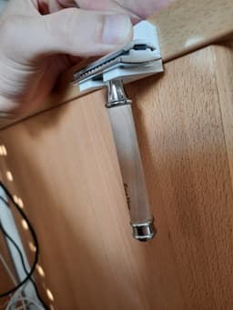 wallmount safty razor 3d model