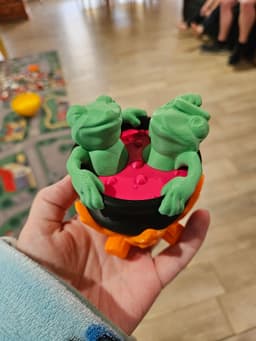 Cauldron Frogs 3d model