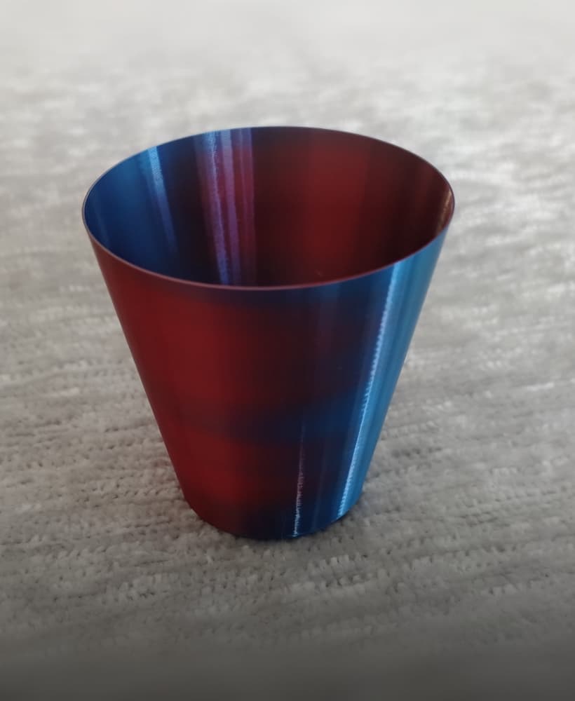 Circle Sloped Vase 3d model