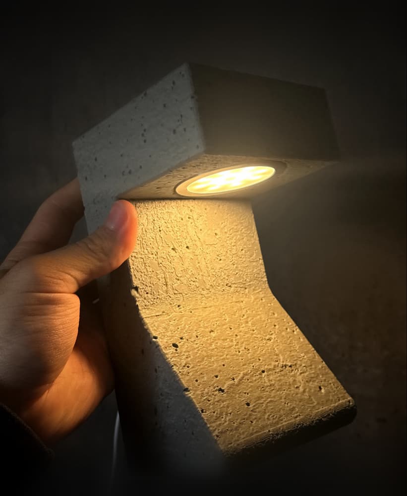 Concrete Small Table Lamp - Bambu LED Puck 3d model