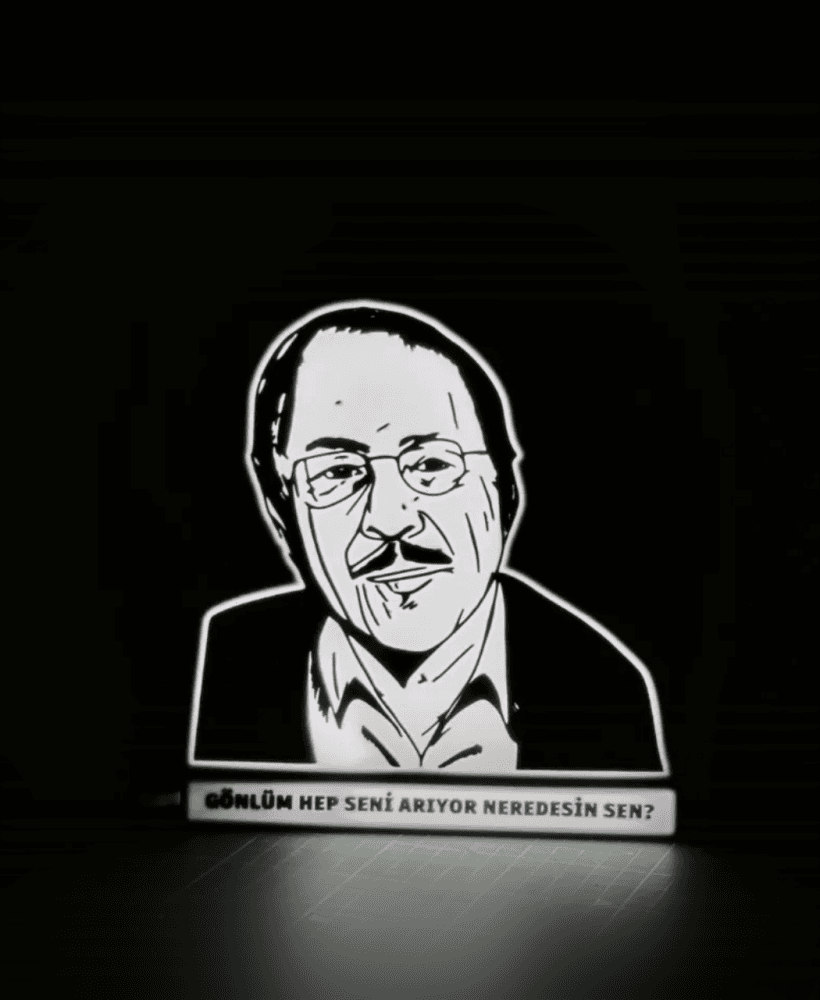 Neşat Ertaş Lightbox 3d model