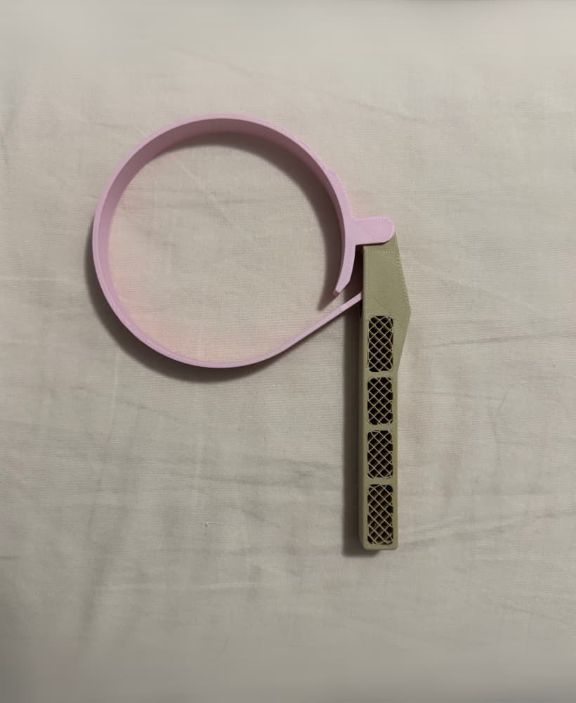 Oil Filter Wrench (for ice cream lol) - Fidget Toy, Prop, Print in place 3d model