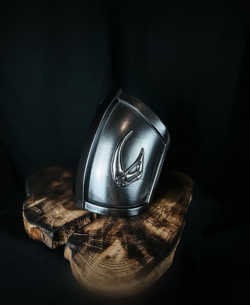 Mandalorian Mudhorn signet shoulder armor 3d model