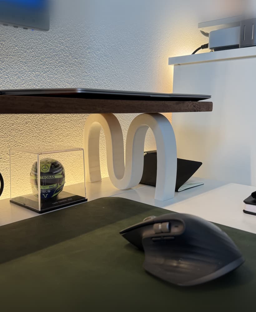 Wavy legs for desk shelf 3d model