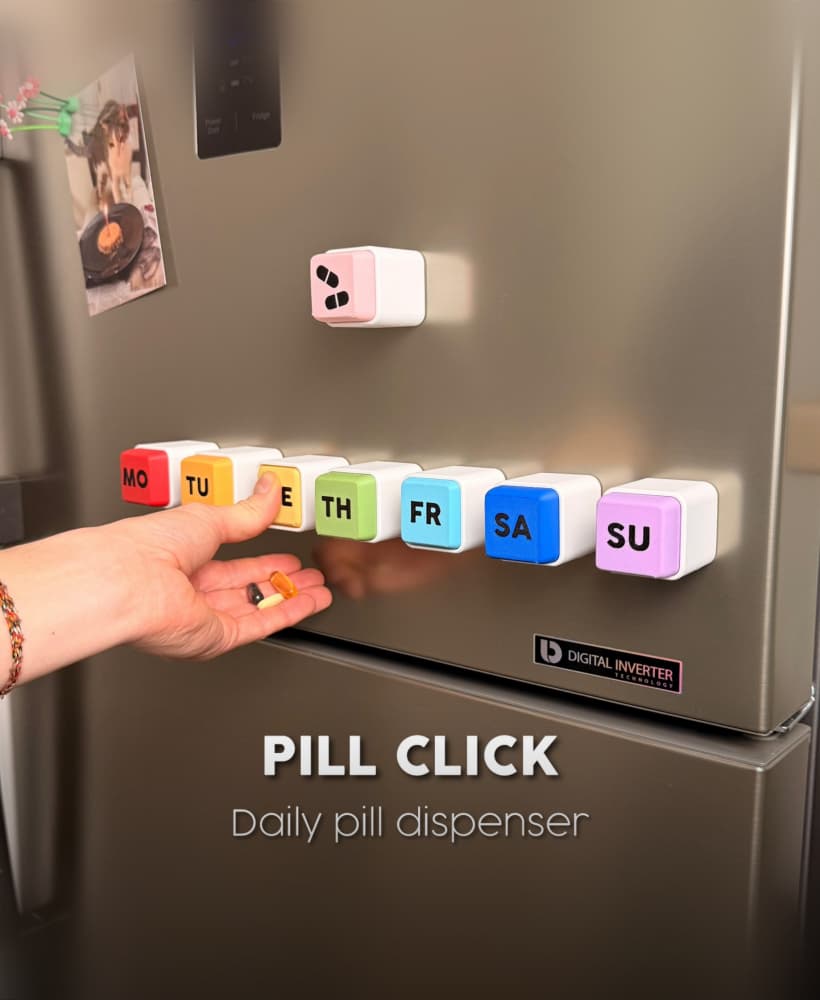 PILL CLICK | DAILY PILL DISPENSER 3d model