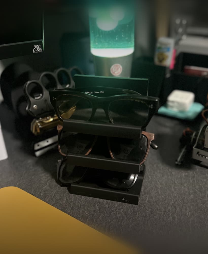 Sunglasses Stand 3d model