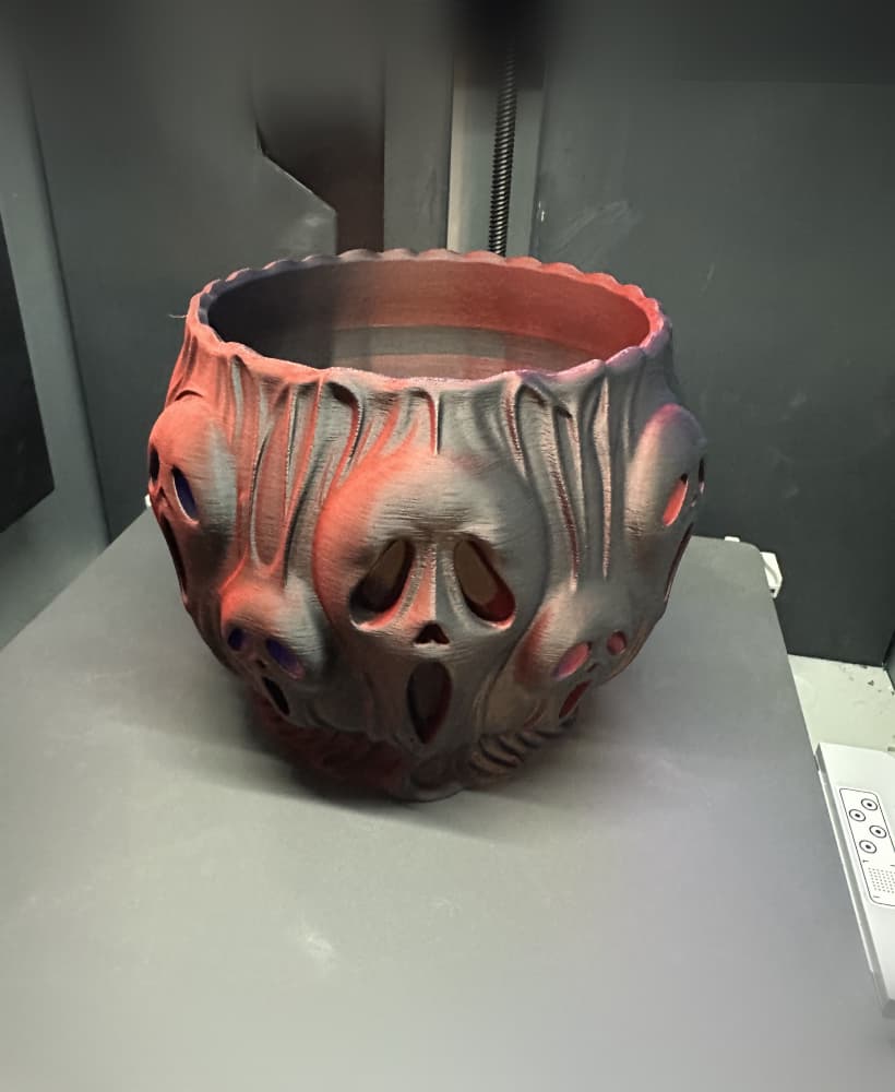 Haunted Halloween Candy Bowl – Ghost Face Spooky Candy Holder / Trinket Bowl 3d model