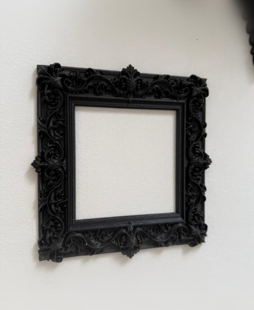 Nyxara Victorian Frame Victorian Gothic Wall Decor 3d model