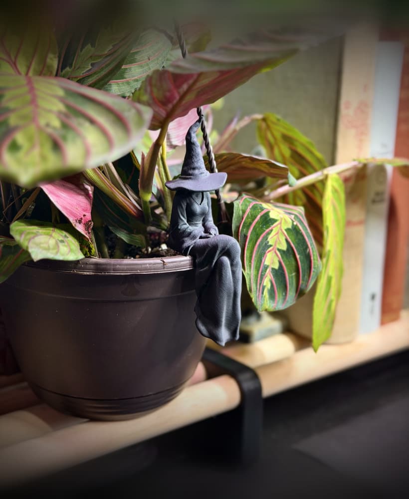 Witch shelf sitter 3d model