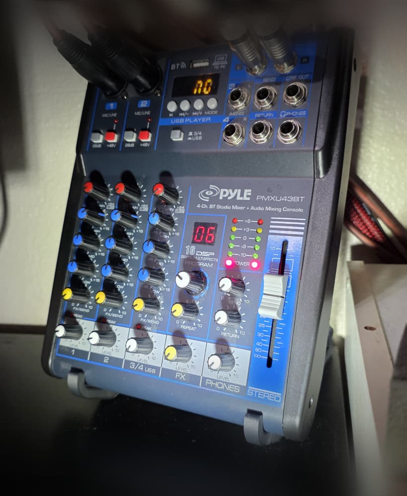 Lightweight audio mixer stand 3d model