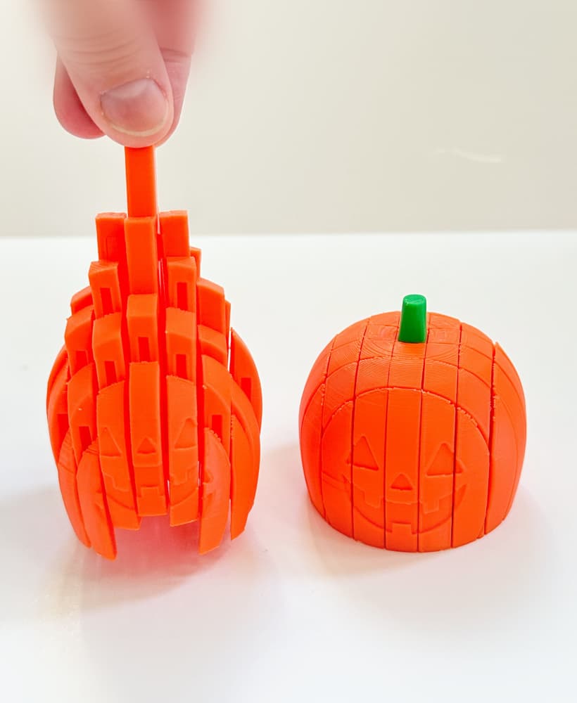 Pixel Pumpkin Fidget (2 sizes) 3d model
