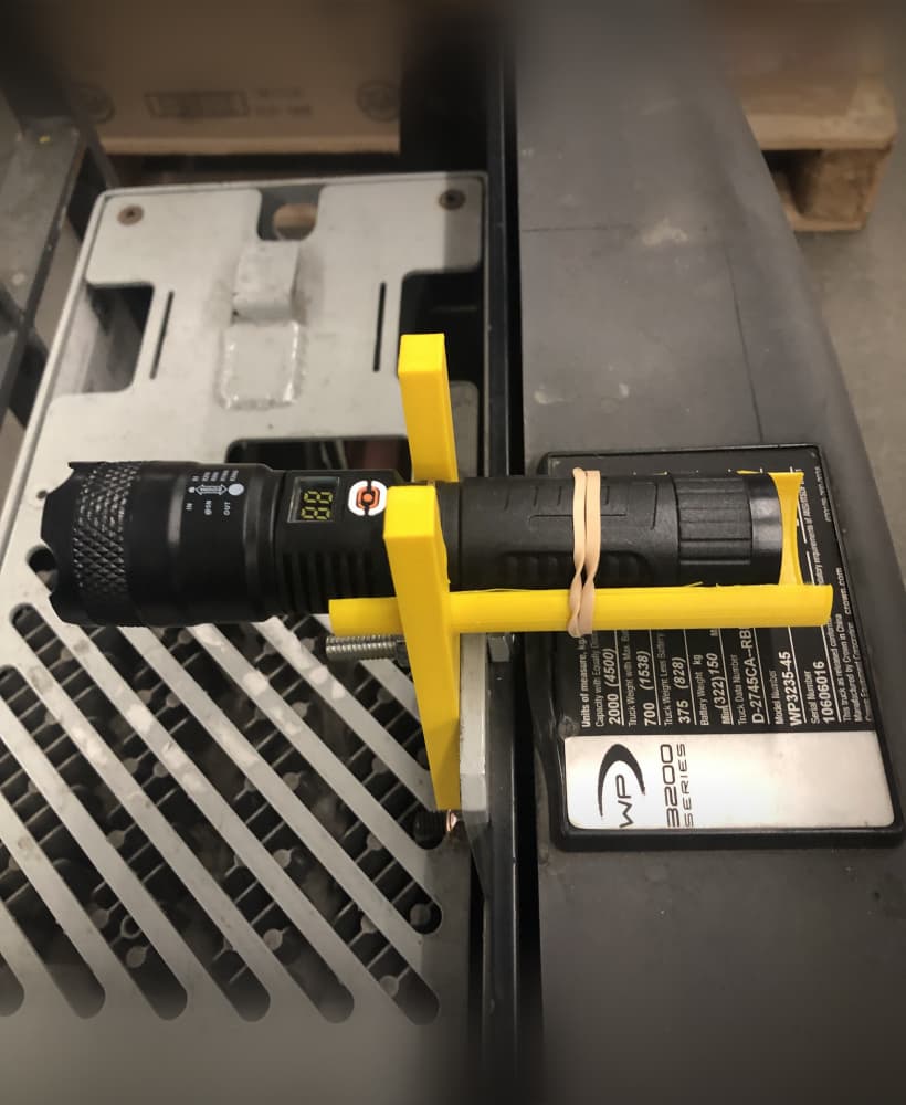 Jigger Flashlight Support - Frame4Holding 3d model