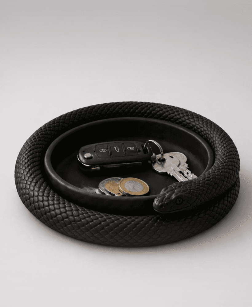 Snake Catchall Tray STL – Gothic Key Holder & Valet Organizer 3d model